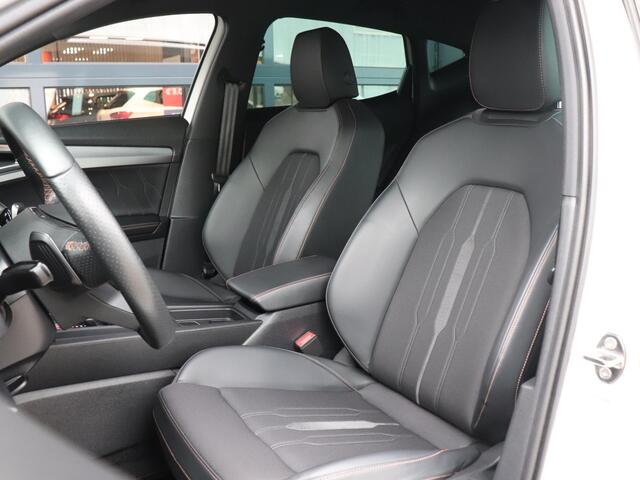 Cupra Formentor 1.4 e-Hybrid 204pk | Adaptieve Cruise Control |Stoel- en stuurverwarming | Achteruitrijcamera | Keyless entry & go |