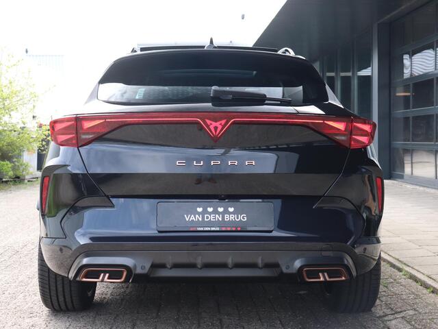 Cupra Formentor 1.5 TSI e-Hybrid 204pk | Panoramadak | 360gr. Camera | Adaptieve Cruise Control | Velgen 19" Arctic Copper | Keyless |