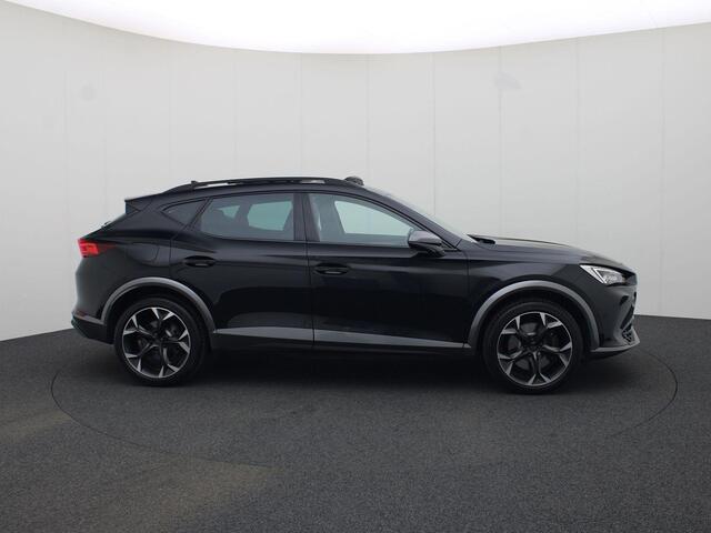 Cupra Formentor 1.4e-Hybrid 180kW/245PK VZ DSG · Panoramadak · Stoel- & stuurverwarming · Camera + Parkeersensoren