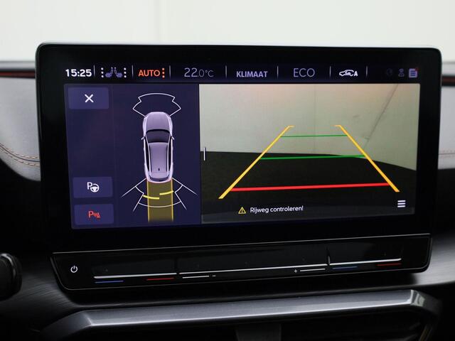 Cupra Formentor 1.4e-Hybrid 180kW/245PK VZ DSG · Panoramadak · Stoel- & stuurverwarming · Camera + Parkeersensoren