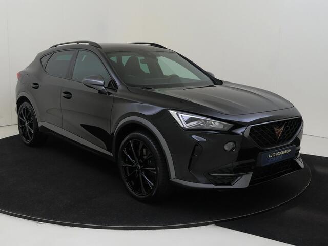 Cupra Formentor 1.4 e-Hybrid VZ Performance | Trekhaak | Parkeerassistent | Stoel- en stuurwielverwarming | Dodehoek detectie | Keyless | Achteruitrijcamera | Navigatie |