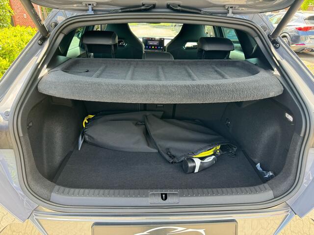 Cupra Formentor 1.4 e-Hybrid Adrenaline 245pk, trekhaak, virtual cockpit, cruise