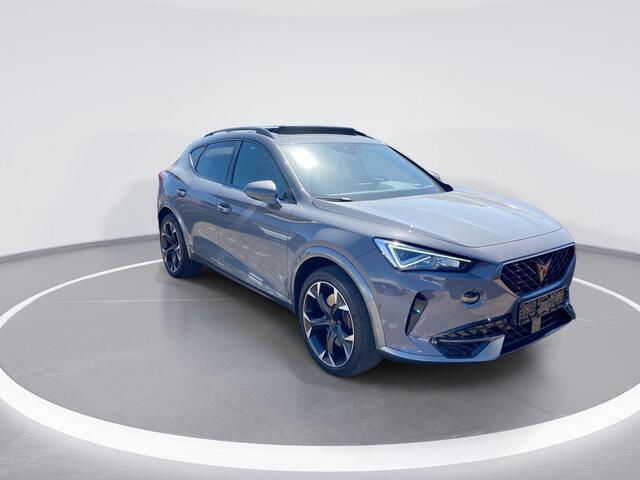Cupra Formentor 1.4 e-Hybrid VZ Performance · Panoramadak · Navigatie · Camera + Parkeersensoren