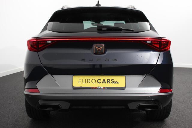 Cupra Formentor 1.5 TSI DSG 150 Pk | Camera | 19 Inch Lichtmetalen Velgen | Adaptive Cruise Control | Lane/Side Assist | Climatronic |