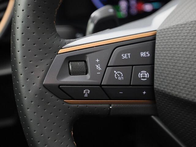 Cupra Formentor 1.4e-Hybrid 150kW/204PK VZ DSG · Panoramadak · Camera + Parkeersensoren · App connect · Garantie tot oktober 2025