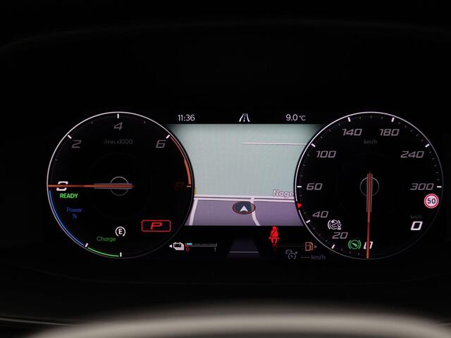 Cupra Formentor 1.4 e-Hybrid Performance 204PK DSG achteruitrijcamera, side assist, keyless, full led, panoramadak, adaptive cruise, stuur-stoelverwarming, 19" lichtmetaal