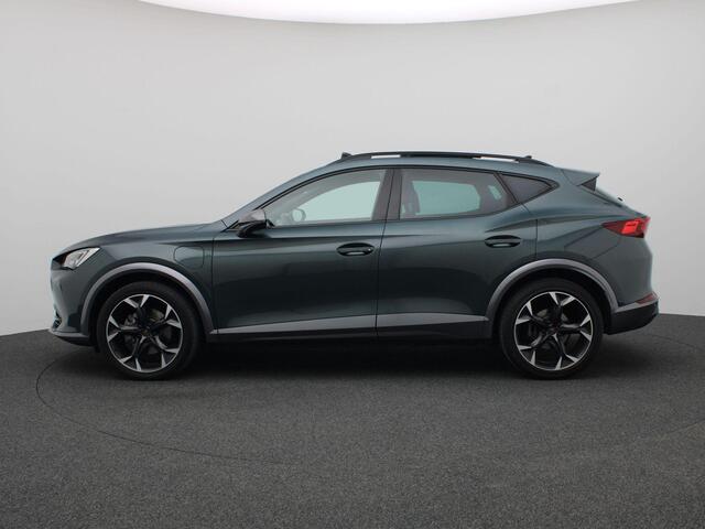 Cupra Formentor 1.4 e-Hybrid business 204PK DSG full led, adaptive cruise, schuif-kanteldak, keyless, stuur-stoelverwarming, inklap. spiegels, 19" lichtmetaal