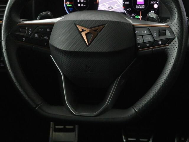 Cupra Formentor 1.4 e-Hybrid VZ | 245pk | Trekhaak | Stoel & stuurverwarming | Camera | Adaptive cruise | Sfeerverlichting | Keyless | Full LED | PHEV