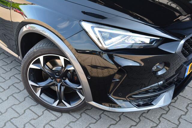 Cupra Formentor 1.4 e-Hybrid Performance | Full Link | Camera | Kuipstoelen |