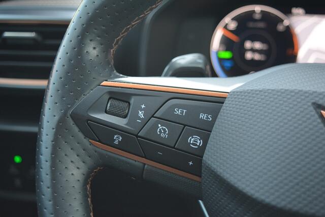Cupra Formentor 1.4 e-Hybrid Performance | Full Link | Camera | Kuipstoelen |