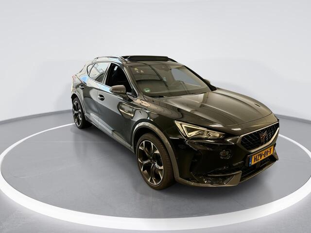 Cupra Formentor 1.4 245pk DSG e-Hybrid VZ Performance · Panoramadak · Keyless · Camera · Navigatie · Dodehoek Detectie · Park Assist · 19'' Inch ·