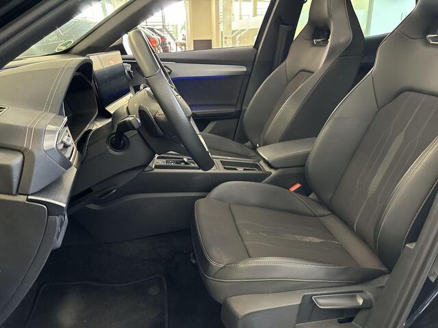 Cupra Formentor 1.4 245pk DSG e-Hybrid VZ Performance · Panoramadak · Keyless · Camera · Navigatie · Dodehoek Detectie · Park Assist · 19'' Inch ·