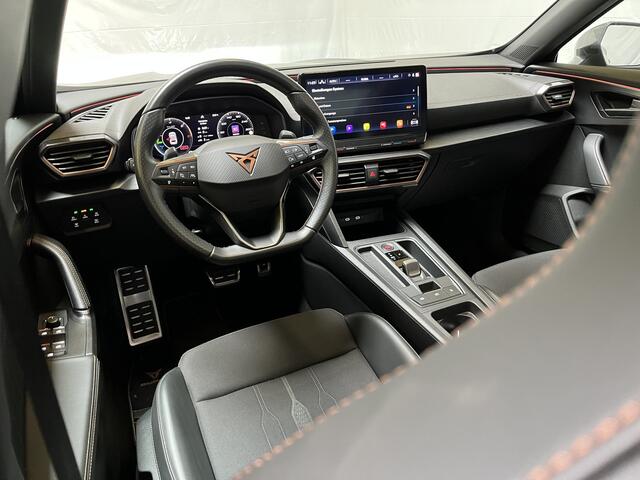 Cupra Formentor 1.4 e-Hybrid VZ Performance / AUTOMAAT/ PANO/ 245 PK/ 19" LMV/ FULL LINK/ ADAPT. CRUISE/ DIGITAL DASH/ PARK. SENSOREN + CAMERA/ RIJ-MODI/ STOEL-STUUR VERWARM./ NAVI/ MATRIX/ DAB/ CLIMA