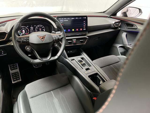 Cupra Formentor 1.4 e-Hybrid VZ Performance / AUTOMAAT/ PANO/ 245 PK/ ELEKTR. STOEL/ 19" LMV/ FULL LINK/ ADAPT. CRUISE/ DIGITAL DASH/ PARK. SENSOREN + 360 CAMERA/ RIJ-MODI/ STOEL-STUUR VERWARM./ NAVI/ MATRIX/ DAB/ CLIMA