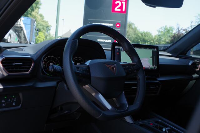 Cupra Formentor 1.4 e-Hybrid VZ Performance, Adap. Cruise Control, Kuipstoelen, Winterpakket, Sfeerverlichting