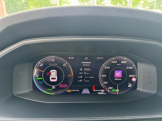 Cupra Formentor 1.4 e-Hybrid VZ Performance cruise, navi, elek kofferbak, sportstoelen