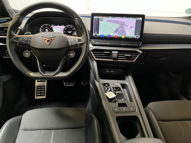 Cupra Formentor 1.4 e-Hybrid VZ Performance / AUTOMAAT/ 245 PK/ ELEKTR. STOEL/ ELEKTR. TREKHAAK/ KEYLESS/ 19" LMV/ ADAPT. CRUISE/ KEYLESS/ DIGITAL DASH/ PARK. SENSOREN + 360 CAMERA/ RIJ-MODI/ STOEL-STUUR VERWARM./ NAVI/ MATRIX/ DAB
