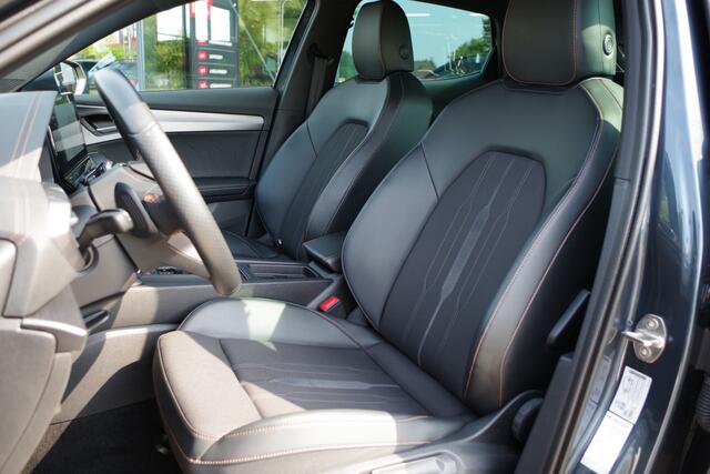 Cupra Formentor 1.4 e-Hybrid 204 PK Adrenaline, Trekhaak, Adap. Cruise Control, Sfeerverlichting, LED