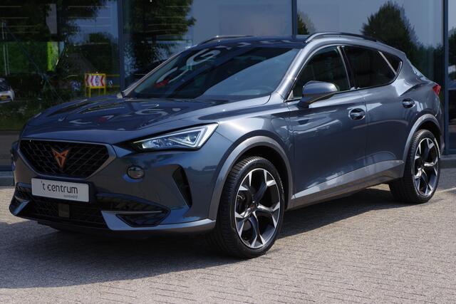 Cupra Formentor 1.4 e-Hybrid 204 PK Adrenaline, Trekhaak, Adap. Cruise Control, Sfeerverlichting, LED