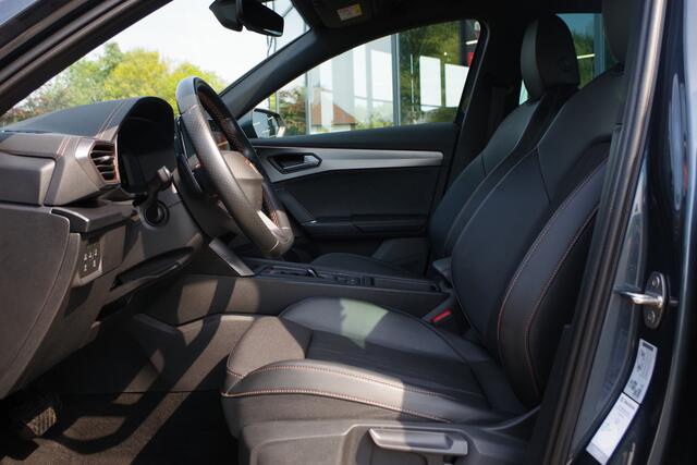 Cupra Formentor 1.4 e-Hybrid 204 PK Adrenaline, Trekhaak, Adap. Cruise Control, Sfeerverlichting, LED