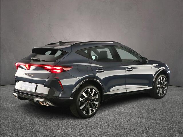 Cupra Formentor Business 1.5 TSI eHybrid 204pk DSG Automaat Trekhaak, 360 camera, Adaptive cruise control, Achteruitrijcamera, Navigatie, Elektrische achterklep