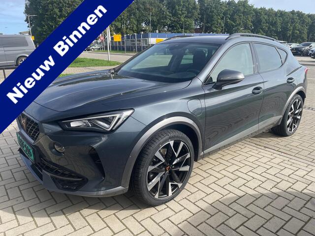 Cupra Formentor 1.4 e-Hybrid Performance 1e eigenaar 19INCH,CAMERA f1 stuur Dealer onderhouden 204pk