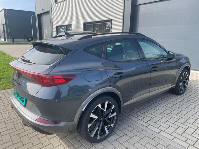 Cupra Formentor 1.4 e-Hybrid Performance 1e eigenaar 19INCH,CAMERA f1 stuur Dealer onderhouden 204pk