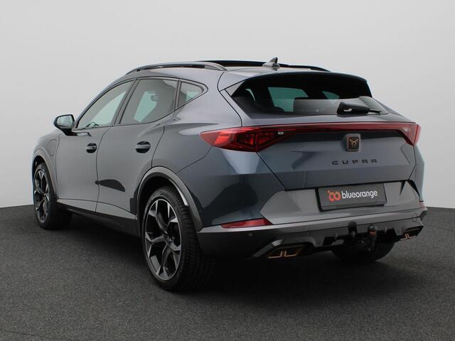 Cupra Formentor 1.4 e-Hybrid VZ Performance 245PK DSG Pano-Schuifdak, Adaptieve Cruise Controle, 360gr. Camera, Keyless, Side Assist, Stoel-Stuurverwarming, Trekhaak, 19" LM Velgen