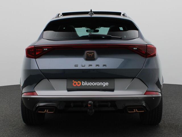 Cupra Formentor 1.4 e-Hybrid VZ Performance 245PK DSG Pano-Schuifdak, Adaptieve Cruise Controle, 360gr. Camera, Keyless, Side Assist, Stoel-Stuurverwarming, Trekhaak, 19" LM Velgen