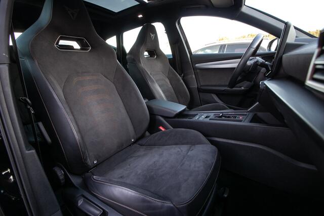 Cupra Formentor 1.4 e-Hybrid VZ Tribe Edition Alcantara | Schuif-/kanteldak | Ad. Cruise | Nav | Apple/Android | Mem.stoel