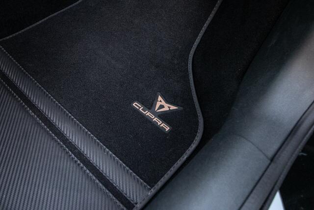 Cupra Formentor 1.4 e-Hybrid VZ Tribe Edition Alcantara | Schuif-/kanteldak | Ad. Cruise | Nav | Apple/Android | Mem.stoel