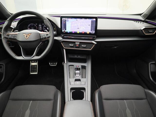 Cupra Formentor 1.4 e-Hybrid/245PK VZ Performance · Panoramadak · Apple Car Play · Navigatie · Camera + Parkeersensoren · Elektrisch stoelen ·