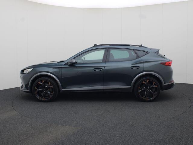 Cupra Formentor 1.4 e-Hybrid/245PK VZ Performance · Panoramadak · Apple Car Play · Navigatie · Camera + Parkeersensoren · Elektrisch stoelen ·