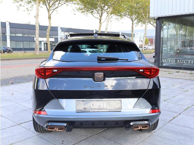 Cupra Formentor 1.4 e-Hybrid 245PK | Panodak | Keyless Go & Entry | Achteruitrijcamera | Elektrische kofferklep | DCC | 19"Inch |