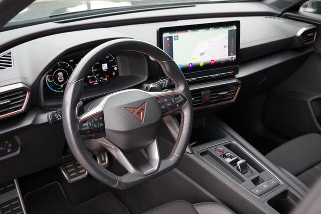 Cupra Formentor 1.4 e-Hybrid 245 PK VZ Performance, Adap. Cruise Control, Kuipstoelen, Sfeerverlichting, LED