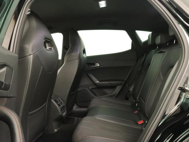 Cupra Formentor 1.4 e-Hybrid VZ | 245pk | Stoel & stuurverwarming | 360 Camera | Carplay | Adaptive cruise | Navigatie | Sfeerverlichting | Keyless | Full LED | PHEV | Plug In