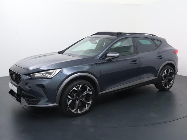 Cupra Formentor 1.4 e-Hybrid VZ Copper Edition | 245 PK | SoH 100% | Automaat | Panoramadak | Navigatiesysteem | Virtual cockpit |