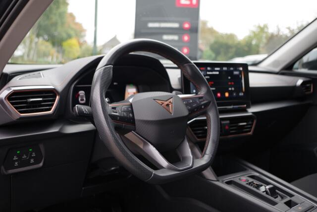 Cupra Formentor 1.4 e-Hybrid 204 PK Business PHEV, Winterpakket, Adap. Cruise Control, Camera, Carplay