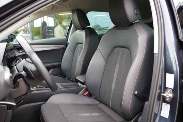 Cupra Formentor 1.4 e-Hybrid 204 PK Business PHEV, Winterpakket, Adap. Cruise Control, Camera, Carplay
