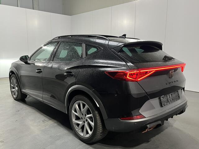 Cupra Formentor 1.4 e-Hybrid VZ Performance / AUTOMAAT/ 245PK/ PANO/ PARK. SENSOREN + CAMERA/ FULL LINK/ NAVI/ DIGITAL DASH/ LED/ ADAPT. CRUISE/ STOEL-STUUR VERWARM.