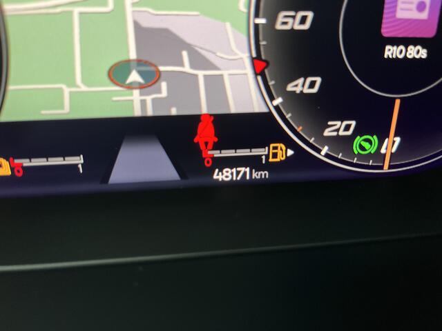 Cupra Formentor 1.4 e-Hybrid Performance / AUTOMAAT/ PANO/ ELEKTR. STOEL/ NAVI/ LED/ FULL-LINK/ CLIMA/ 19" LMV/ PARK. SENSOREN + CAMERA/ DAB/ KEYLESS