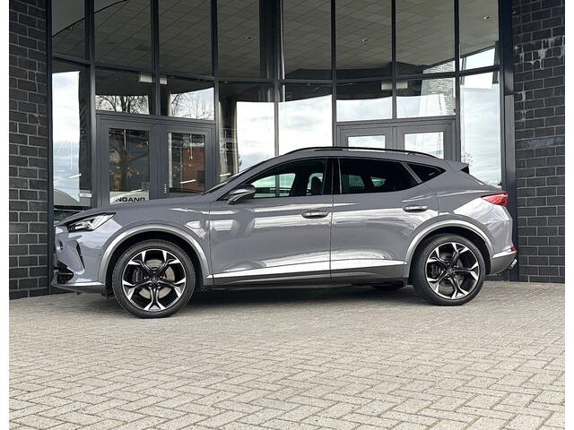 Cupra Formentor 1.4 E-HYBRID 245PK VZ PERF. - PANO - TREKH. - MATRIX