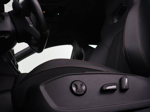 Cupra Formentor 1.4 eHybrid VZ | 245pk | Stoelverwarming | 360 Camera | Adaptive cruise | Carplay | Navigatie | Sfeerverlichting | Keyless | Sportstoelen | Memory | PHEV | Plug In