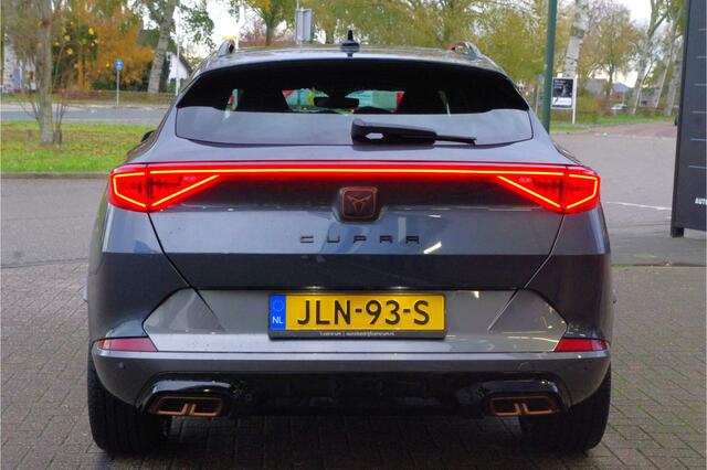 Cupra Formentor 1.4 e-Hybrid VZ 245 PK Performance PHEV, Trekhaak, Stuur-Startknop, Memory, Winterpakket, Carplay