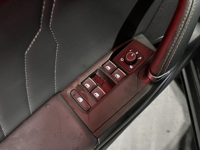 Cupra Formentor 1.4 e-Hybrid Performance / AUTOMAAT/ FULL-LED/ ADAPT. CRUISE/ NAVI/ STOEL-STUUR VERWARM./ DIGITAL DASH/ PARK. SENSOREN/ KEYLESS