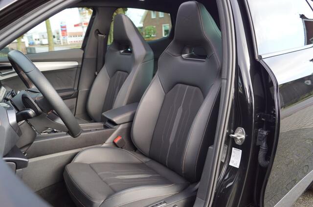 Cupra Formentor 1.5 TSI (150pk) DSG Panodak/Trekhaak/Memory/Kuipstoelen/19inch/DCC