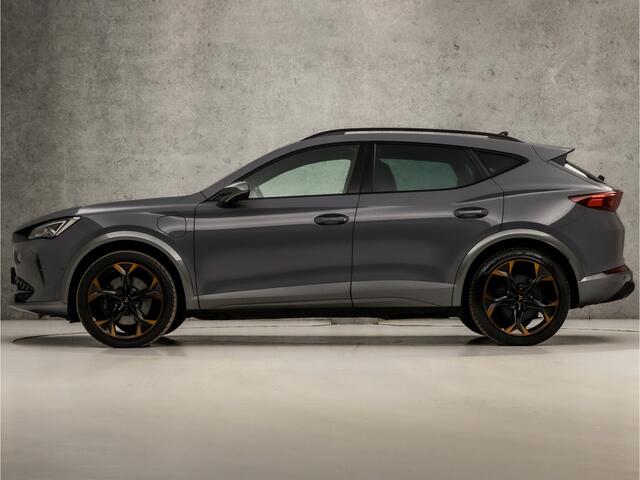 Cupra Formentor 1.4 e-Hybrid VZ Performance 245Pk Automaat (APPLE CARPLAY, GROOT NAVI, MEMORY SEATS, LEDER, KUIPSTOELEN, 360 CAMERA, STUUR/STOELVERWARMING, ADAPTIVE CRUISE, SFEERVERLICHTING, NIEUWSTAAT)