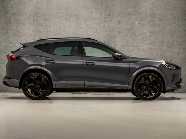 Cupra Formentor 1.4 e-Hybrid VZ Performance 245Pk Automaat (APPLE CARPLAY, GROOT NAVI, MEMORY SEATS, LEDER, KUIPSTOELEN, 360 CAMERA, STUUR/STOELVERWARMING, ADAPTIVE CRUISE, SFEERVERLICHTING, NIEUWSTAAT)