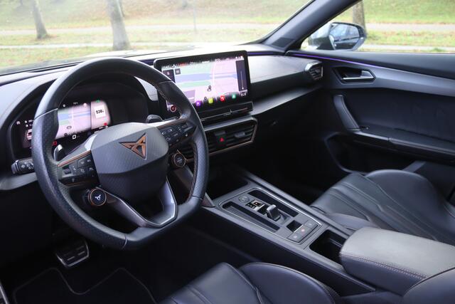 Cupra Formentor 1.4 e-Hybrid 180kW/245pk VZ Performance Pano/Matrix LED/Kuipstoelen/360Camera/Keyless/DCC/Virtual Cockpit/19"