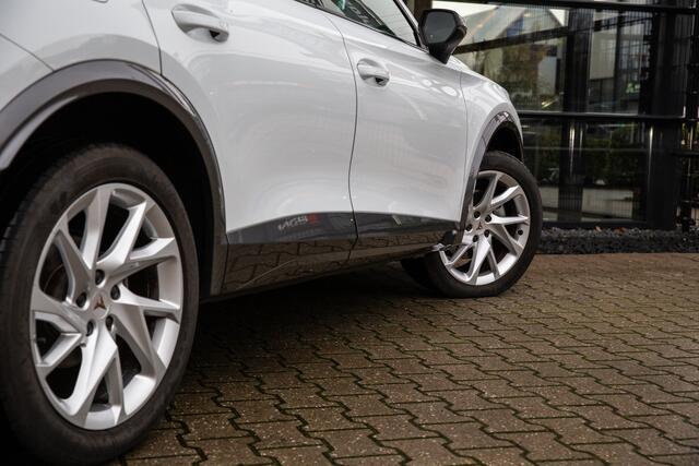 Cupra Formentor 1.5 TSI Business Edition , Adap. cruise, Keyless entry, Sfeerverlichting,